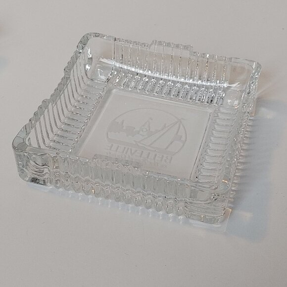 LOVELY Belleville on the Bay of Quinte Glass Keepsake Box Trinket Dish 2008 - Picture 4 of 7